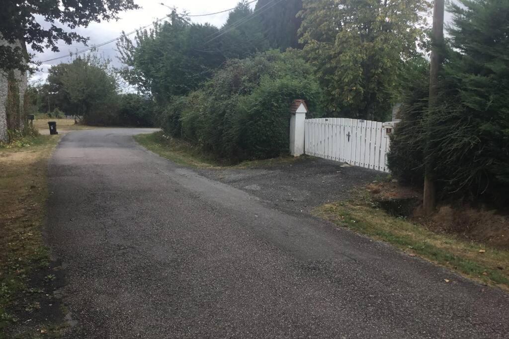 Breesfalt Gite Accomodation Villa Maisonnais-Sur-Tardoire Esterno foto