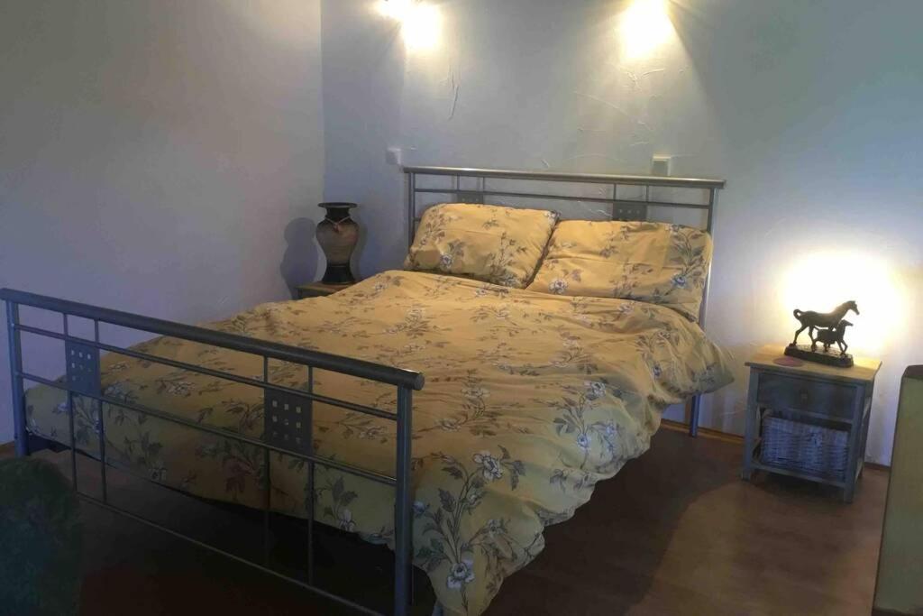Breesfalt Gite Accomodation Villa Maisonnais-Sur-Tardoire Esterno foto