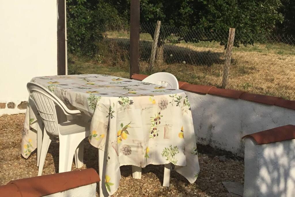 Breesfalt Gite Accomodation Villa Maisonnais-Sur-Tardoire Esterno foto
