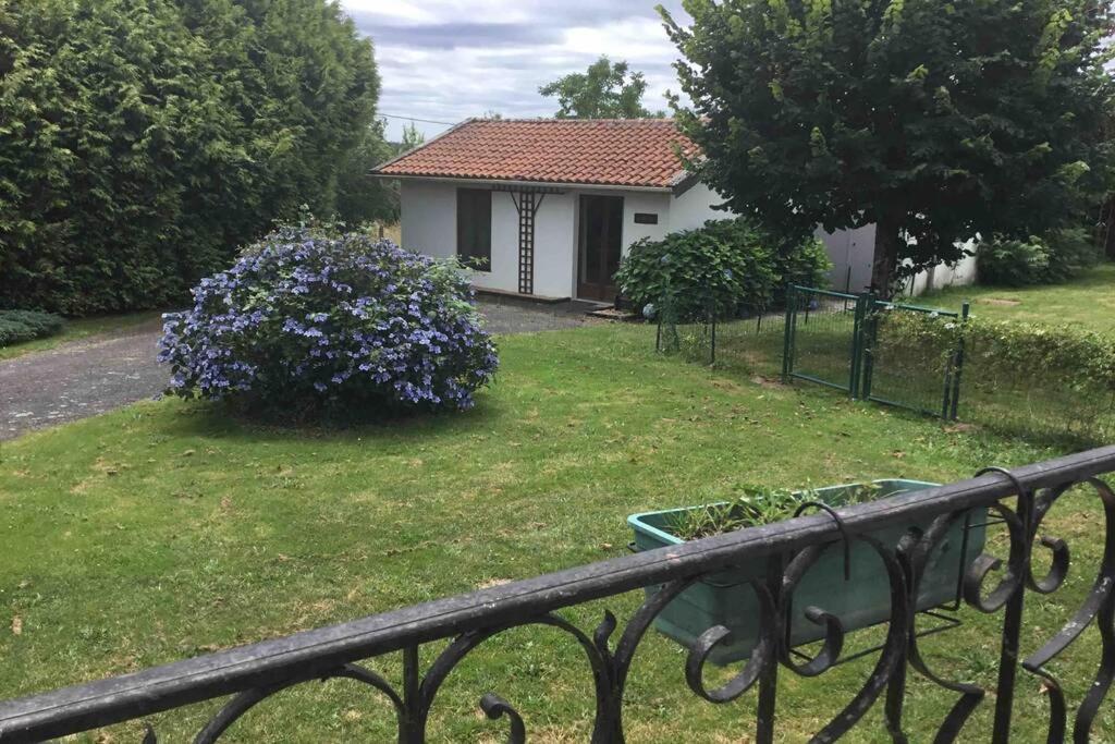 Breesfalt Gite Accomodation Villa Maisonnais-Sur-Tardoire Esterno foto